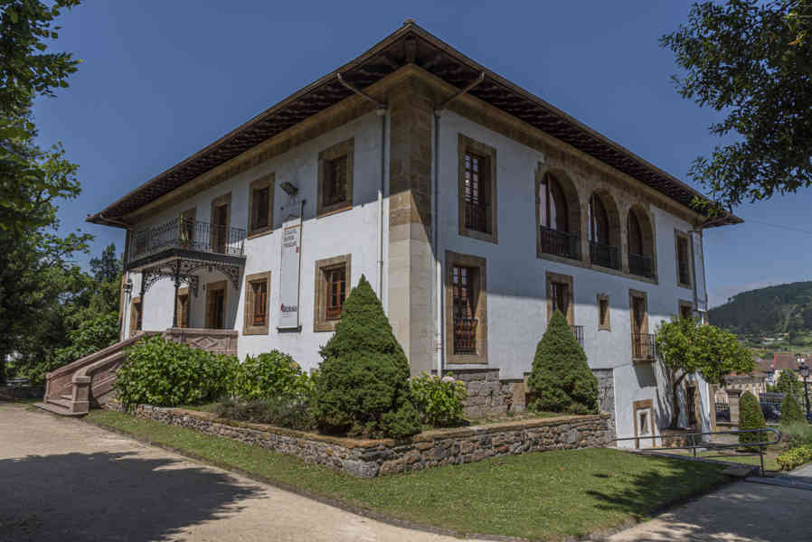 Vizcaya - Gernika-Lumo 18 - Euskal Herria Museoa.jpg